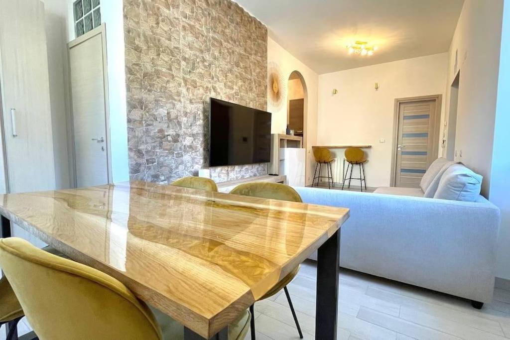 Casa vacanze W Hydromassage And Garden 20min From S.peter Roma